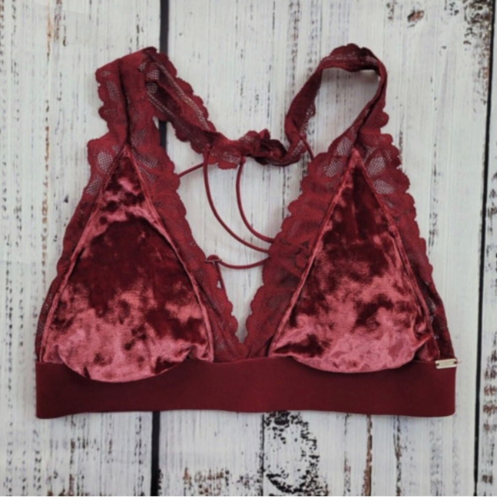 Velvet Victoria’s Secret bra
